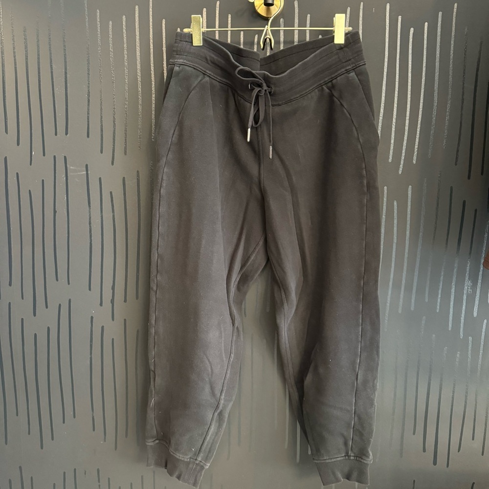 lululemon high rise scuba joggers